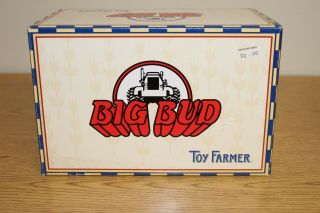 1/32 Big Bud 370 Tractor with Duals Toy Farmer 2