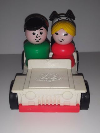 Vintage Fisher Price Little People 4 Passenger Jeep with Mom Dad Daughter & Dog 2