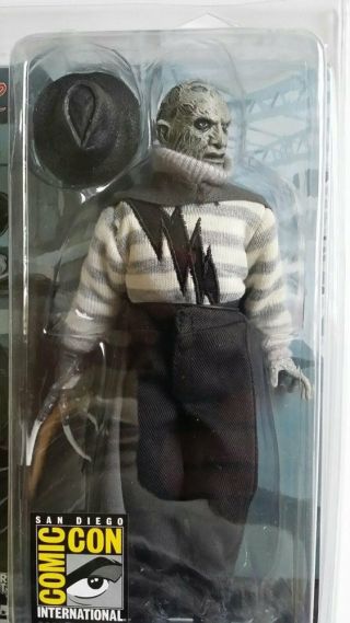 Sdcc 2014 Neca A Nightmare On Elm Street 5 The Dream Child Freddy Action Figure