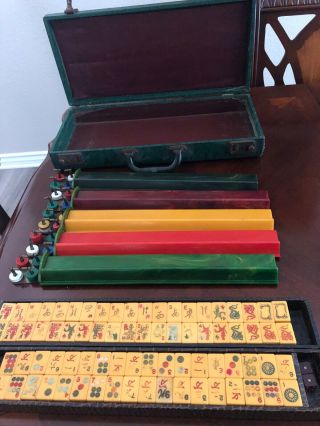 Antique Bakelite Mahjong Set 153 Butterscotch Tiles,  107 Betting Chips,  5 Racks