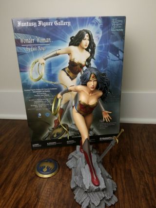 Dc Comics - Wonder Woman Fantasy Figure Variant Statue By Luis Royo (yamato Usa)