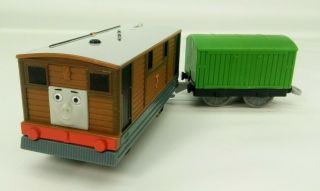 Thomas & Friends Trackmaster Motorized Train Engine Toby Trolley Tram 7 W/ Car