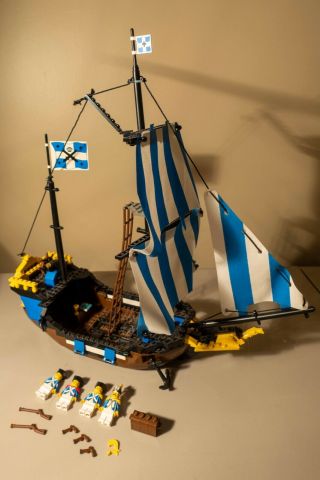 Lego Pirates Caribbean Clipper 6274 Imperial Soldiers 1989