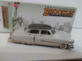 Brooklin 1952 Cadillac Series 62 Sedan,  1.  43