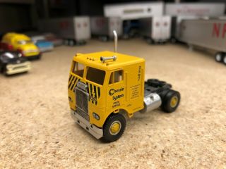 Athearn White Freightliner Chessie System Truck Tractor 1 87 Ho For Trailer