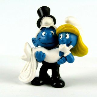 The Smurfs Bride Smurfette & Groom Smurf Wedding Cake Pvc Figure Schleich 20746