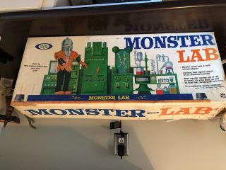 1964 Monster Lab By Ideal,  Complete With Monster And Mask