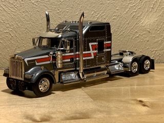 Dcp 1/64 Kenworth W900 Daycab Semi Truck Farm Toy Tractor Only