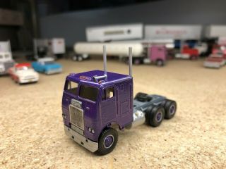 Athearn White Freightliner Purple Metallic Truck Tractor 1 87 Ho For Trailer