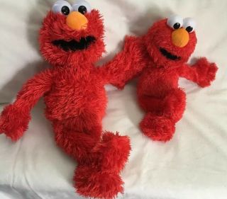 2 Tickle Me Elmo Sesame Street Plush Giggles Talk 2016 13” 2014 18” Hasbro