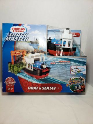 Fisher - Price Thomas & Friends Trackmaster Boat And Sea Set