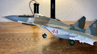 Franklin Mig - 29 Fulcrum Fighter Aircraft - 1/48 Scale