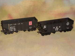 2 O - Scale 2 - Rail Kit Built Hoppers,  D&h 4005 & Reading 80322