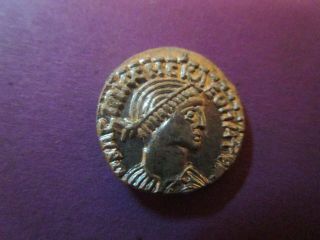Cleopatra Vii Of Egypt.  Silver Denarius.  Rev: Pegasus.  Extremly Fine