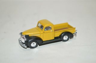 Ho Scale Classic Metal 1941 - 1946 Chevrolet Pickup Truck
