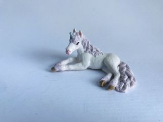 2009 Schleich Unicorn Foal Pony Sitting Rare Htf Fantasy Figure
