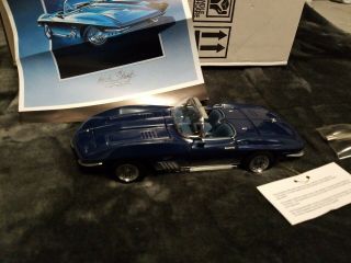 Franklin 1965 Corvette Mako Shark 1/24 Scale Navy Blue Convertible With Tag