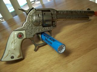 Hubley Cast Iron Texan Cap Gun