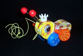 Vintage 60`s Fisher Price Queen Buzzy Bee Wooden Bee Pull Along 444