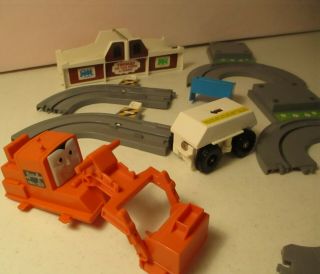 Thomas & Friends Big Loader - Motorized Chassis - - Replacement - Tomy - 1977 - Vintag 2
