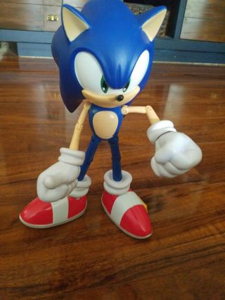 2011 Sonic The Hedgehog 20th Anniversary Deluxe Vinyl Figure 9.  5 " Jazwares Sega