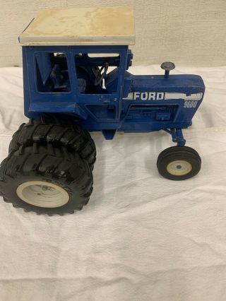 Ford 9600 Toy Tractor 3
