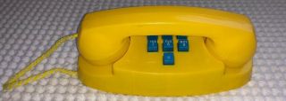 Vtg Toy Telephone Handi Craft Plastic Yellow & Green Push Button Phone Pretend