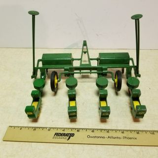 Toy ERTL John Deere 4 row Corn Planter 539 Crank Hitch 3