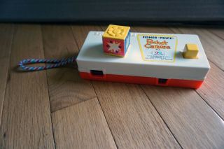 Vintage 1974 Fisher Price 464 Toy Pocket Camera A Trip To The Zoo