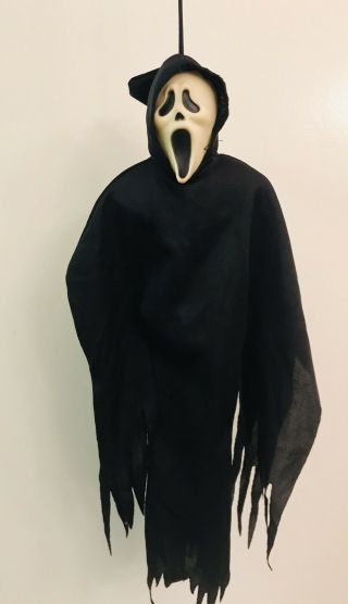 Vintage Fun World Ghost Face Figure Scream Hanging Halloween Decoration