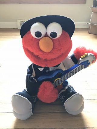 Fisher Price Country Elmo Singing Playing Guitar On The Road Again