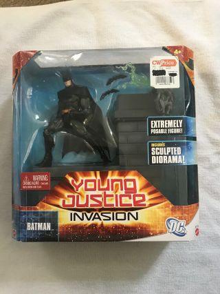 Dc Universe Classics Young Justice Invasion Batman Figure W/diorama (dcu Comics)