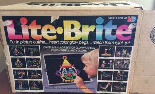 1979 Vintage Lite - Brite Light Toy With Pegs And 9 Sheets