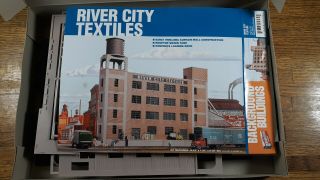 Walthers River City Textiles Background Bldg Ho