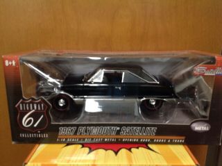 Khs - 1/18 Highway 61 Collectibles Die Cast 50376 1967 Plymouth Satellite