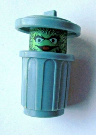 Vintage Fisher Price Little People Sesame Street Oscar The Grouch Trash Can 2