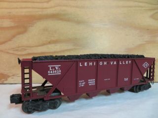 Lionel Postwar 6436 - 25 Lv Lehigh Valley 4 - Bay Railroad Hopper Car W/coal 643625