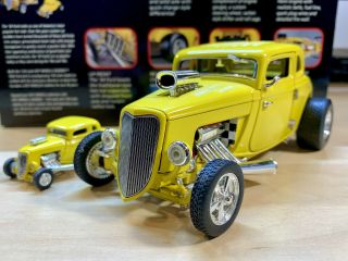 1934 Ford Coupe Hot Rod Hot Wheels Legends 1:24 & 1:64 Yellow Supercharged V8