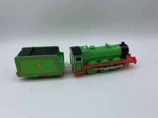 Thomas & Friends Henry Hit Toy Trackmaster Motorized Train Engine & Car 2006 3