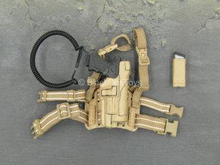 1/6 scale toy CIA - 9MM Pistol w/Drop Leg Holster Set 3