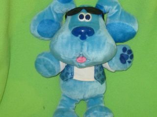 Fisher Price 12 " Plush Singing Blues Clues Dog Sunglasses Toy 2002 Mattel Barks