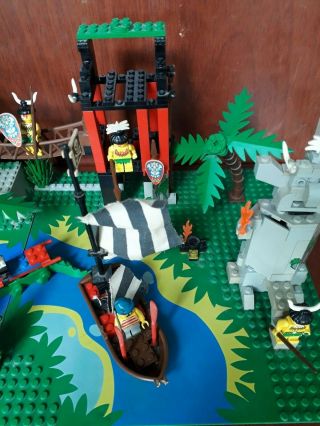 LEGO PIRATES - ENCHANTED ISLAND 6278 WITH INSTRUCTIVOS 2