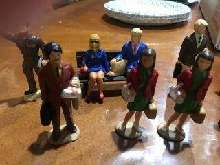 11 LGB G Scale Figures/ People And Bench 2