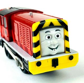 Thomas & Friends Trackmaster Train Motorized Railway Engine Salty