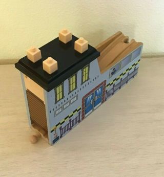 Thomas The Tank Engine Wooden Building Ramp