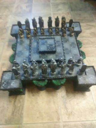 Skeleton Slayer Gothic Fantasy 3d Chess Set W/ Lighted Castle Board
