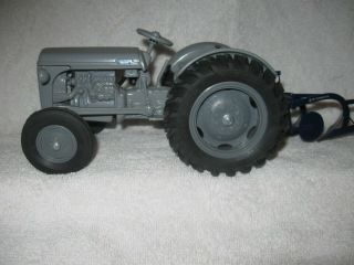 Scale Models Massey Ferguson To - 20 Gray Die - Cast 1:16 With 3 Point & Plow Farm T