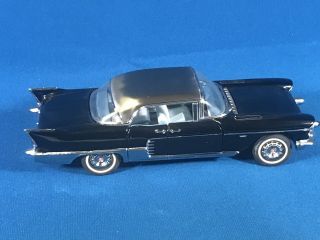 Franklin 1957 Cadillac Eldorado Brougham Diecast Model Car 1:24 Scale 3
