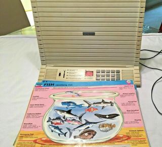Geosafari Electronic Learning System 1992 W/100 Game Cards Educational Insights