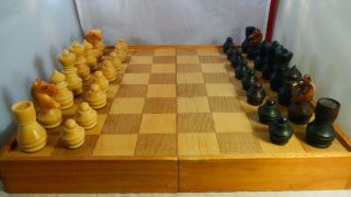 Antique 1900s Bovine Bone Chess Set Wooden Box Complete